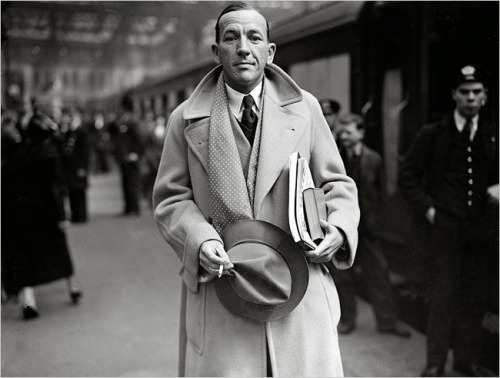 Name:  Noel Coward in a polo coat.jpg
Views: 1791
Size:  48.5 KB